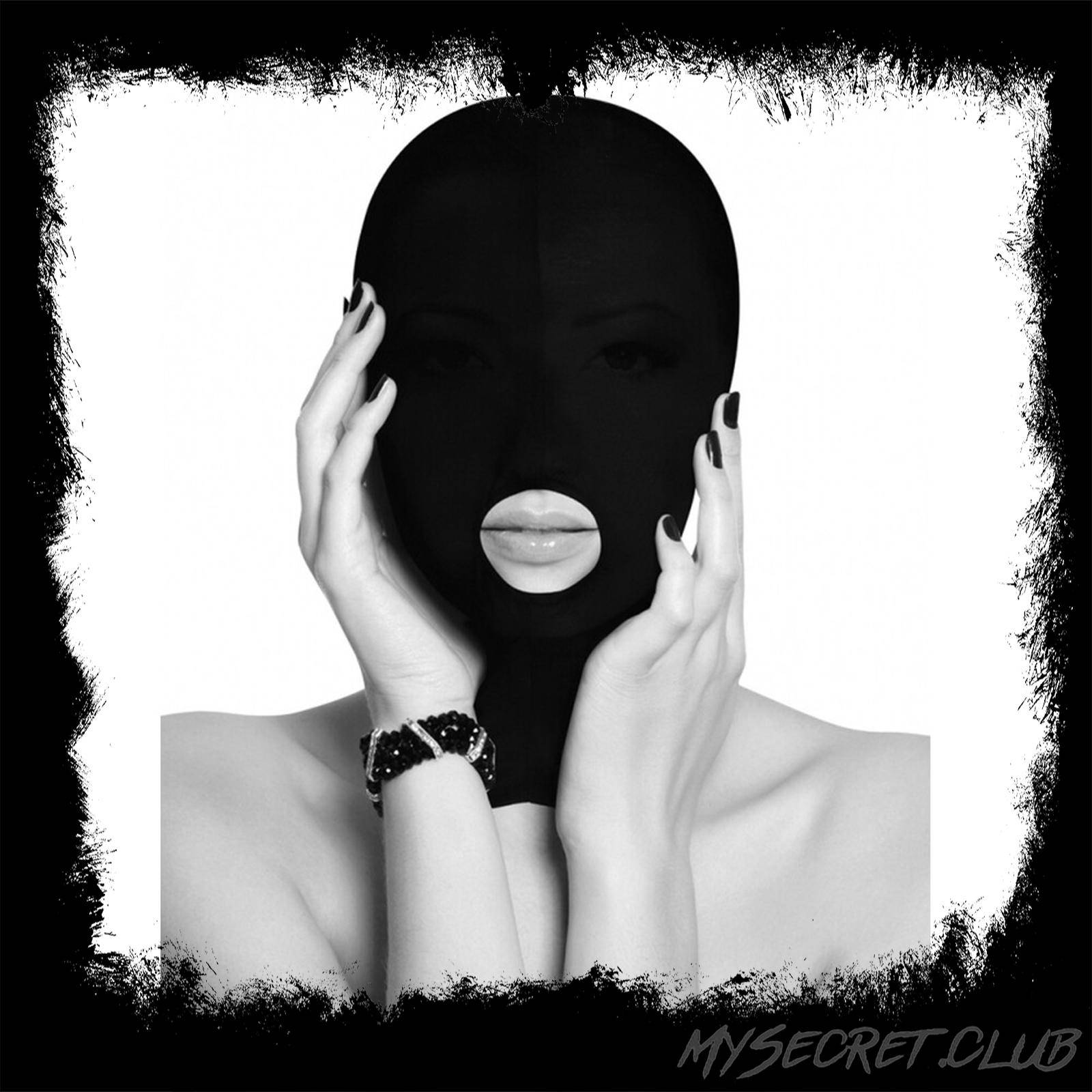 Ouch Submission Mask with Open Mouth