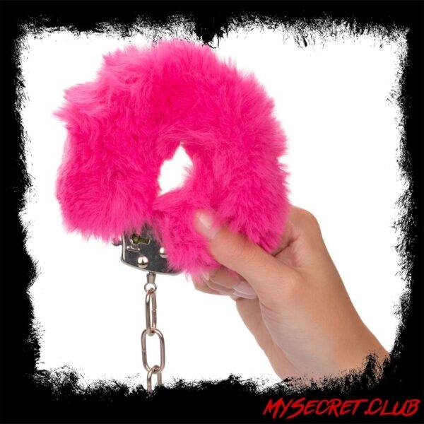 Ultra Fluffy Furry Cuffs Pink