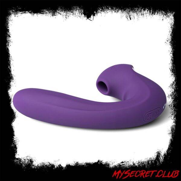 Clitoral Squirrel Sucking G-Vibe