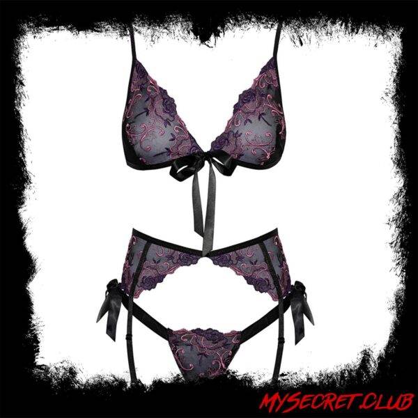 Kissable Embroidered Floral Bra Set